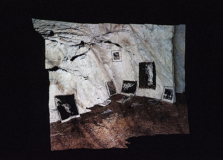 吉田志穂〈砂の下の鯨〉より 2021年 インクジェット・プリント