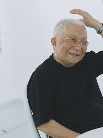 川田喜久治　撮影：田上浩一