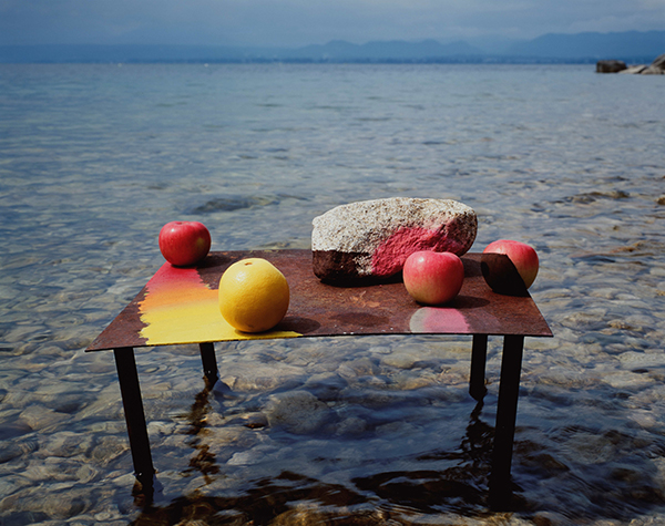 Komoto Akira, 90-23 from the series Seeing, 1990, Silver dye bleach print ©Komoto Akira
